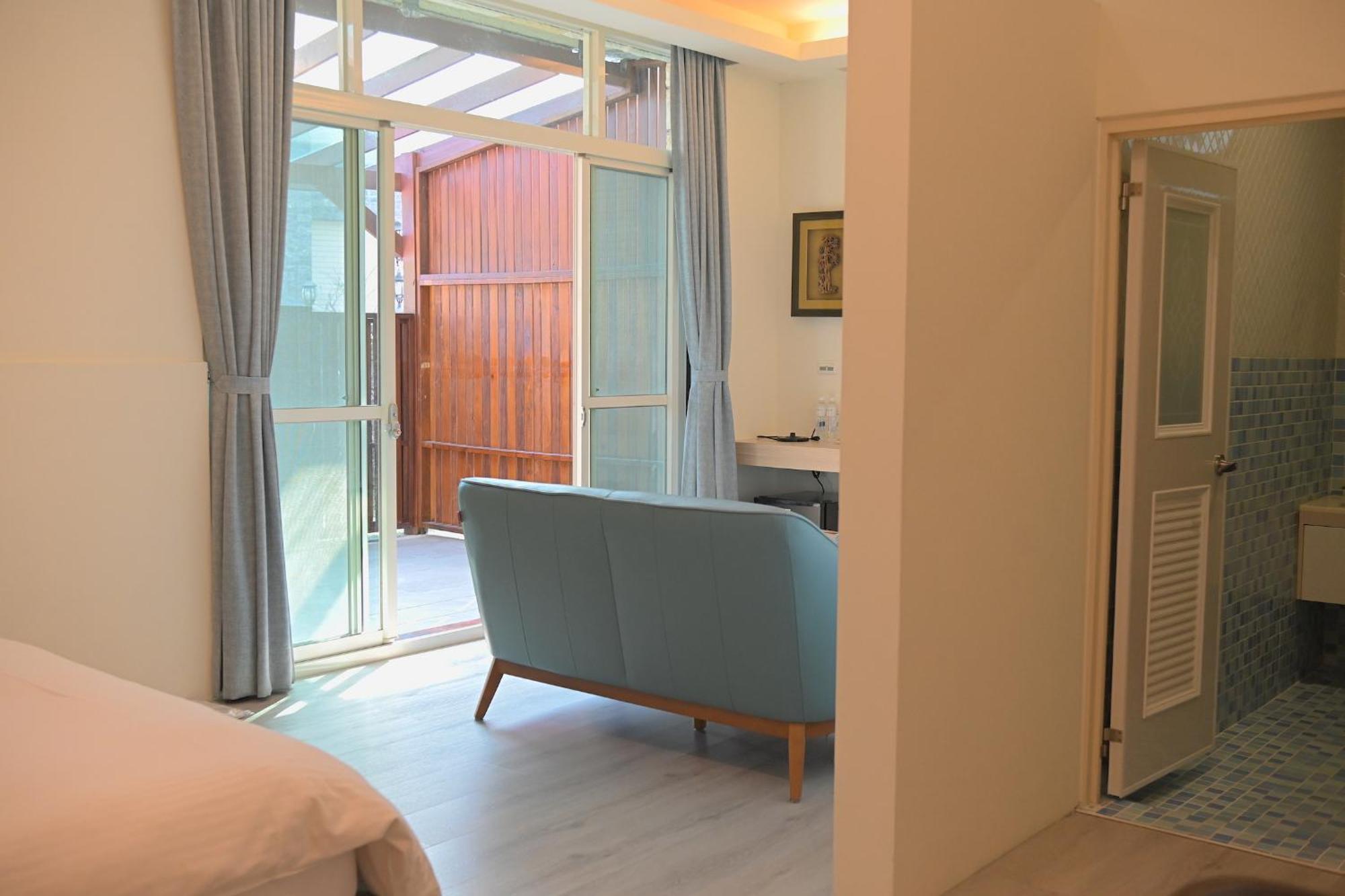 Hu An--The Lakeside House Yuchi Room photo